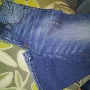 Brand New Youth Boys size 16 Abercrombie Jeans.